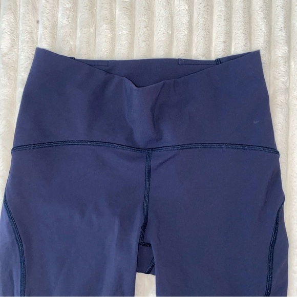 Lululemon Lean In Crop (17") Full-On Luxtreme Leggings Navy Blue Women's Size 6 - Picture 2 of 10